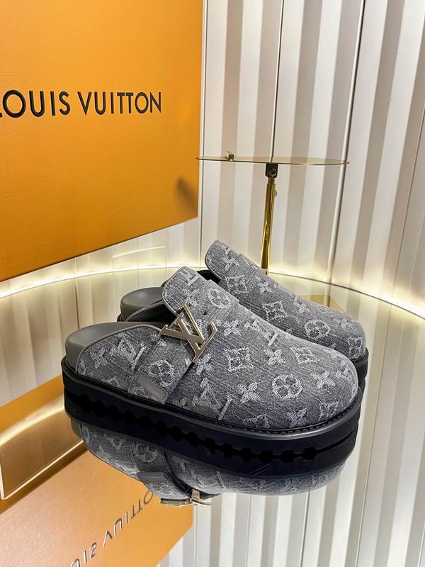 Louis Vuitton Slippers Unisex ID:20260806-154